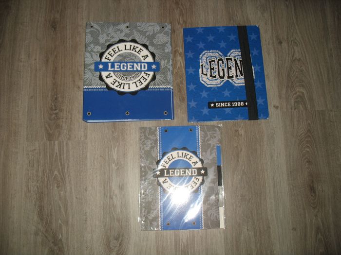 LOT DE 3 ARTICLES SCOLAIRES : CLASSEUR + POCHETTE + INTERCALAIRES "LEGEND" - NEUF - n°20