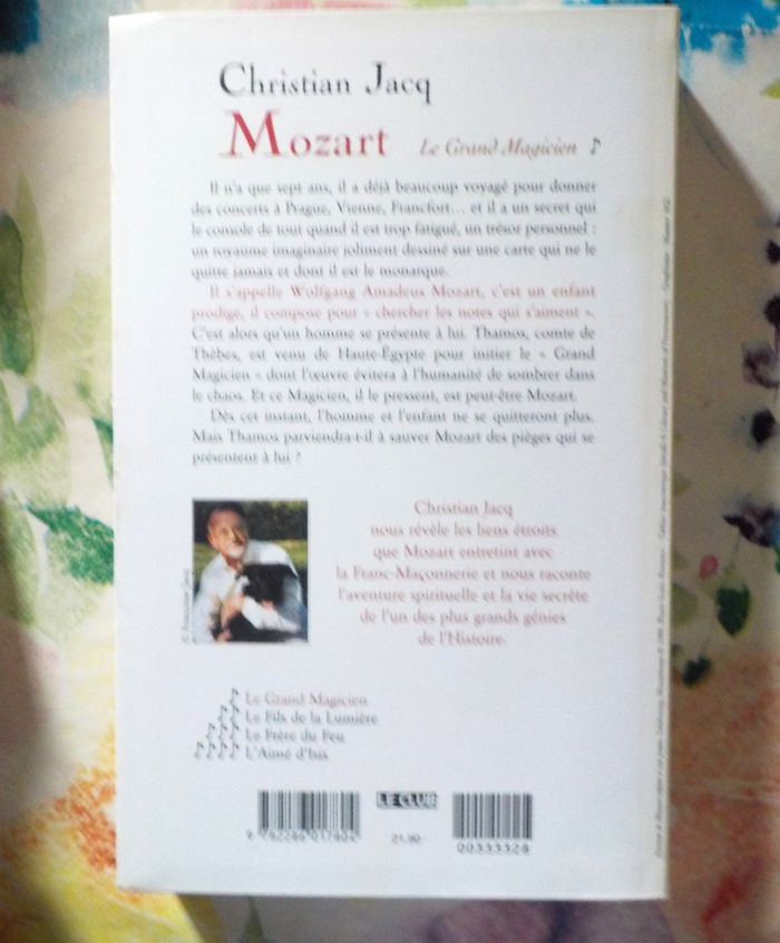MOZART LE GRAND MAGICIEN de Christian JACQ Ed. Le Grand Livre du Mois - photo numéro 4