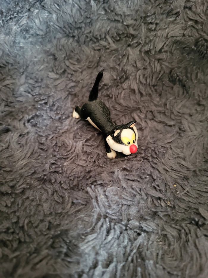 Figurine chat gaston lagaffe