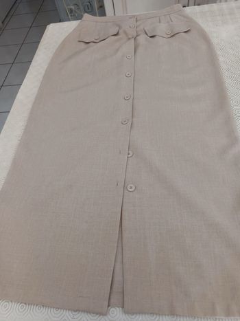 Jupe droite Taille 36 beige