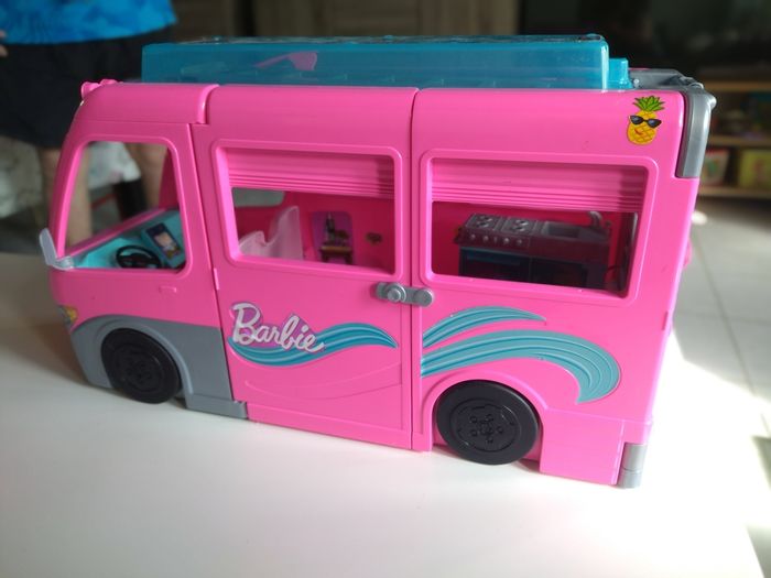 Camping car Barbie - photo numéro 2