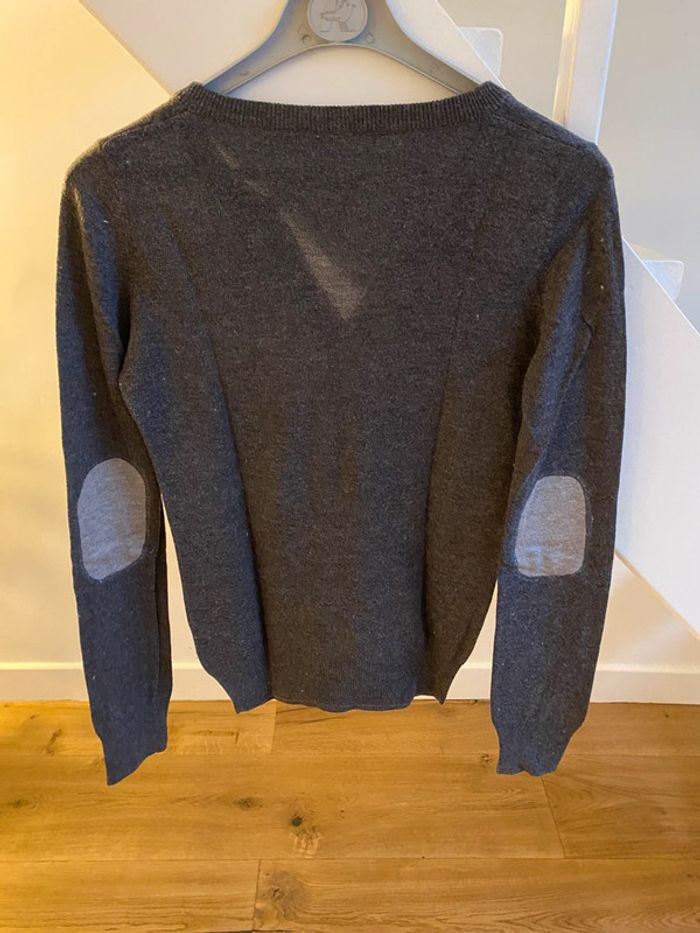 Pull gris col V - photo numéro 5