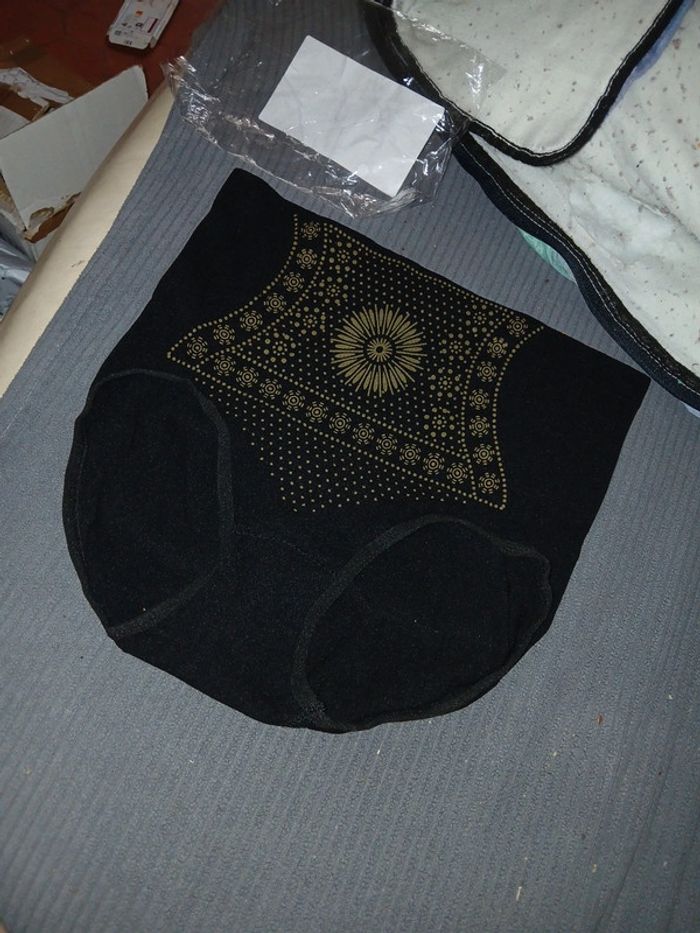 Culotte amincissante ventre plat restructurante et façonnage du Corp