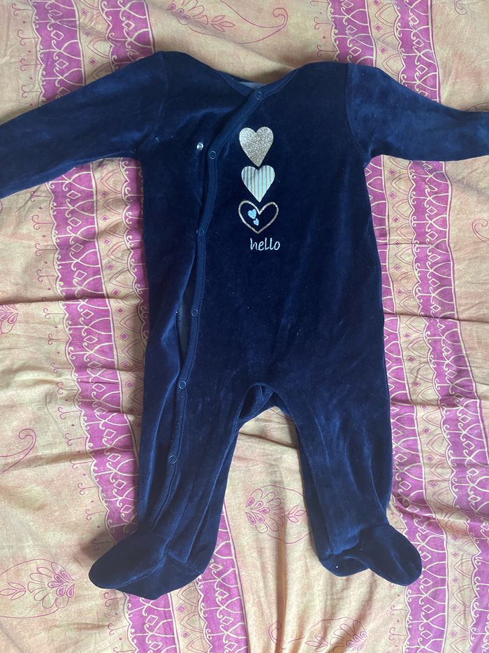 Lot de pyjamas 9 mois TBE - photo numéro 5