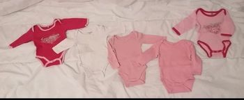 Lot bodies ML fille 3 mois 