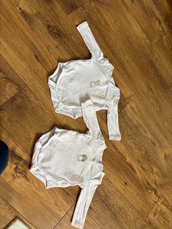 Lot de deux bodies Obaibi