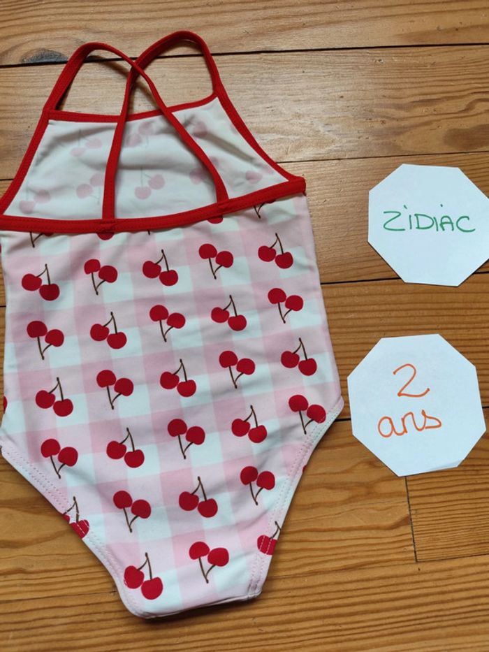 Maillot de bain - photo numéro 2