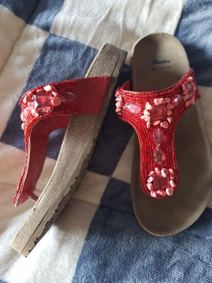 Magnifique sandales neuve pointure 36 bata - photo numéro 2