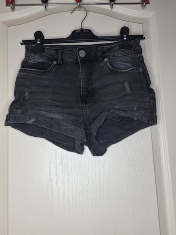Short taille XS (34) FB Sister
