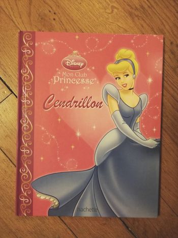 Livre "cendrillon" Disney
