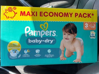 Maxi pack Pampers baby dry