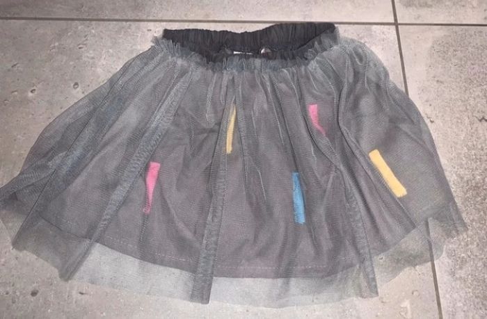 Jupe froufrou  Zara 2/3 ans Neuf jamais porté