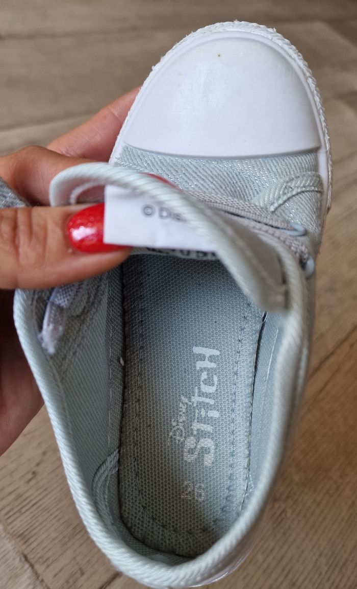 Baskets Disney Stitch – pointure 26 - photo numéro 8