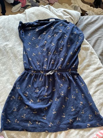 Très belle robe tape à l’œil 116