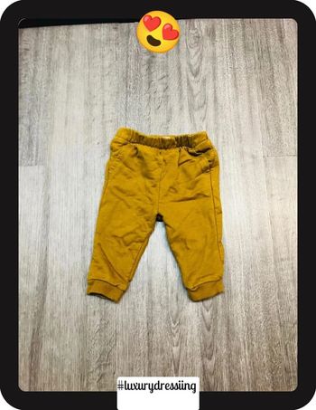 Pantalons pour bébé taille 9mois en très bonne état Disney  🧸