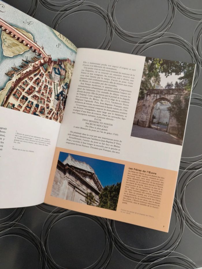 Livre Le Pont d'Avignon complètement neuf - photo numéro 4