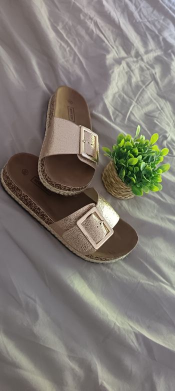 Sandale rose poudré 