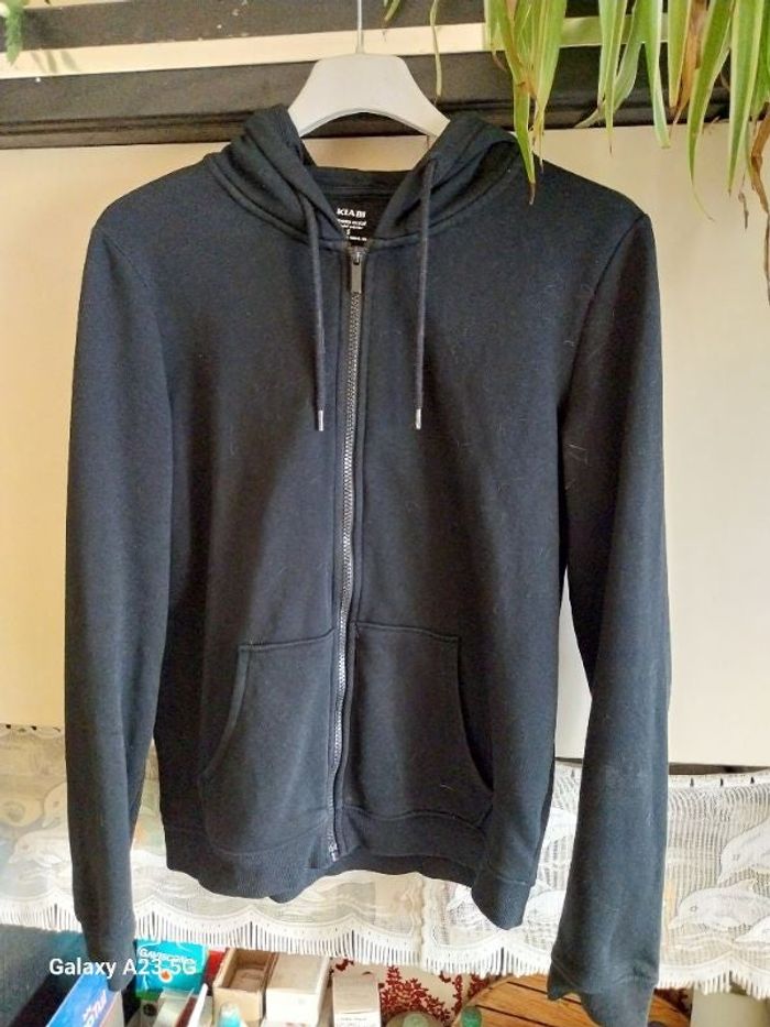 Sweat a capuche