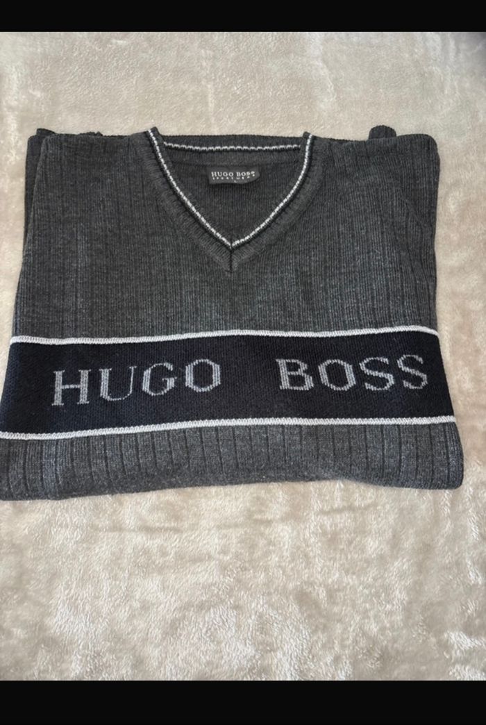 Pull Hugo boss vintage - photo numéro 2