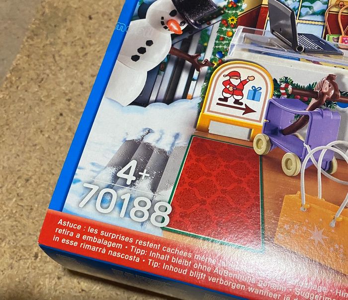 Calendrier de l’avant Playmobil La boutique de jouets - photo numéro 2
