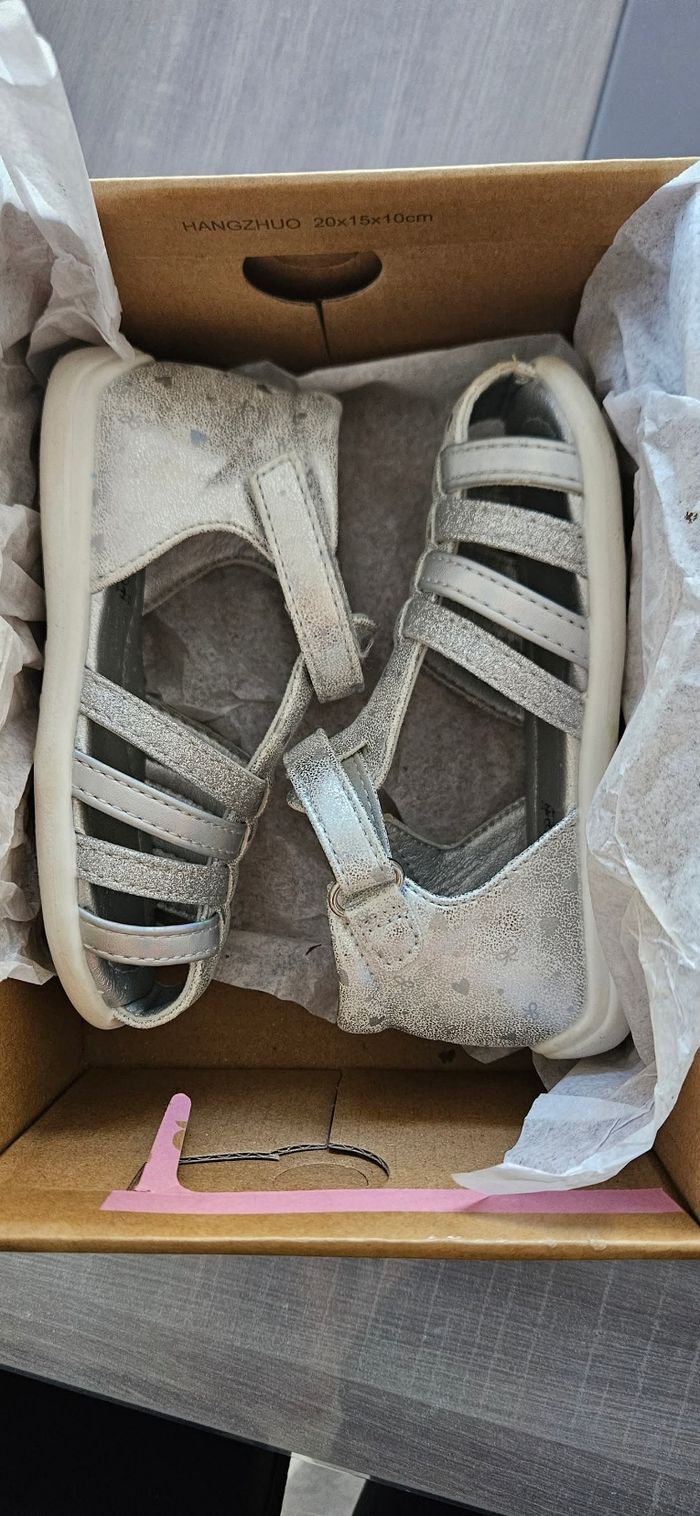 Sandales - photo numéro 2