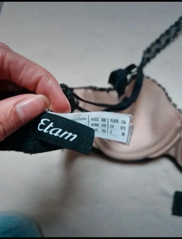 Jolie soutien-gorge beige en dentelle etam 90b - photo numéro 9