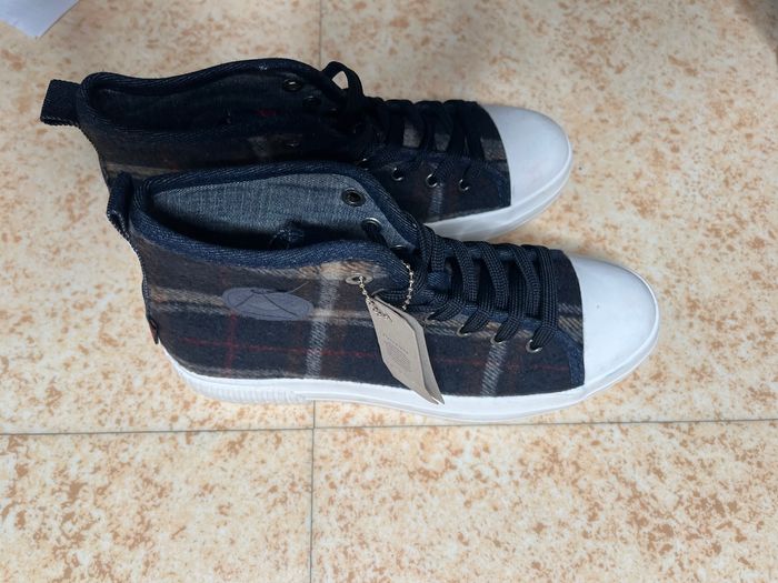 Basket homme Lee Cooper 41 neuves jamais portées