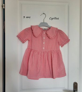 Robe 👗  vichy Cyrillus 3 ans comme neuve