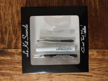 Kit sourcils Miss europe neuf