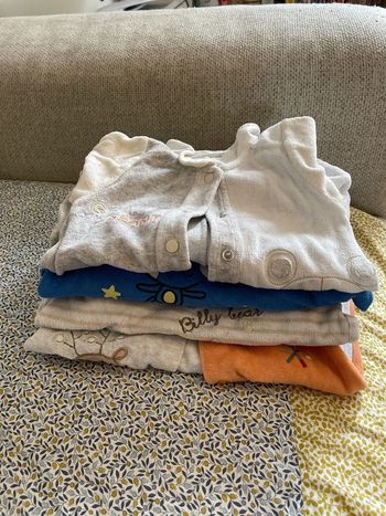 4 pyjamas velours 3 mois