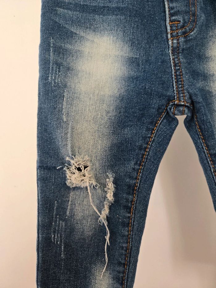 Ensemble T-shirt et jean / Kiabi et Shein 12 mois 👦 - photo numéro 7