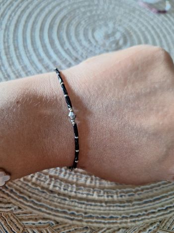 Bracelet fantaisie noir et argenté