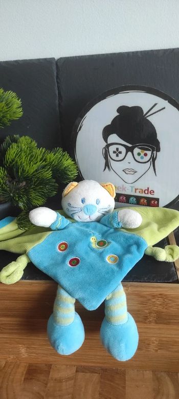 doudou chat nicotoy plat bleu vert anis escargot  Rond Blanc Ronds Rouge Rayures