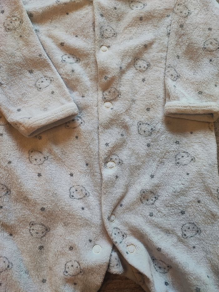 2 pyjamas bébé - photo numéro 9