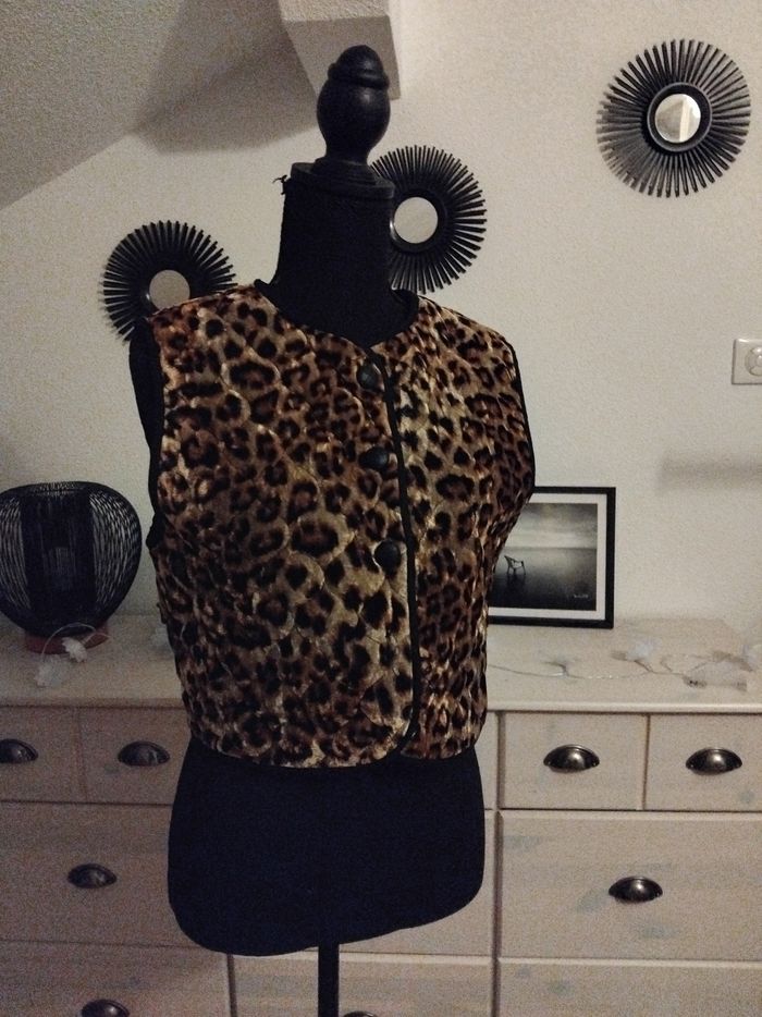 Gilet léopard  Jane Wood