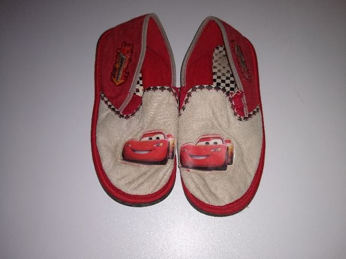 chaussons Cars p 33