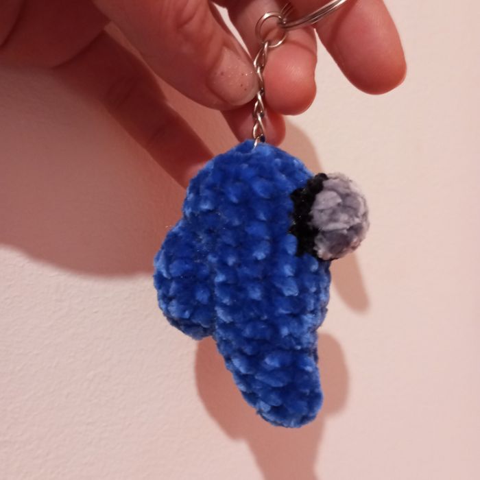 Porte-clés Among Us au crochet - photo numéro 3