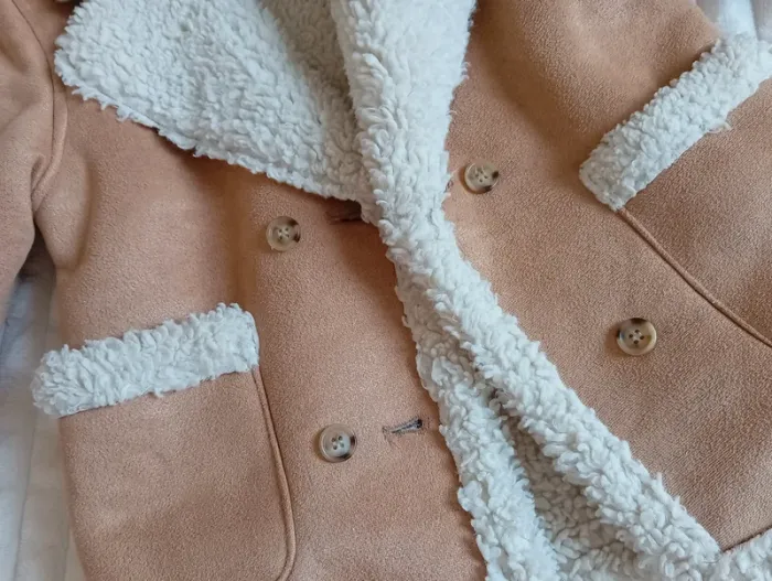 Manteau fille 4ans 🤎🌼 - photo numéro 4