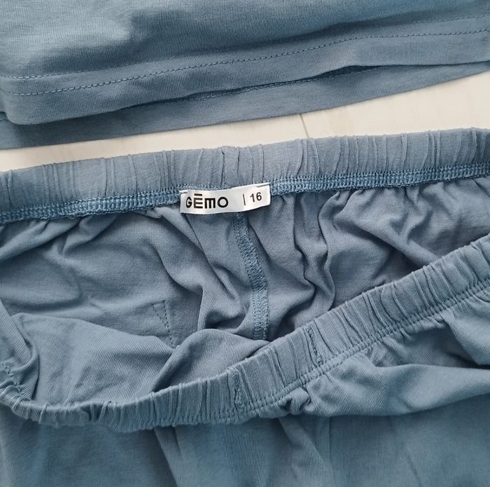 Pyjama - photo numéro 9