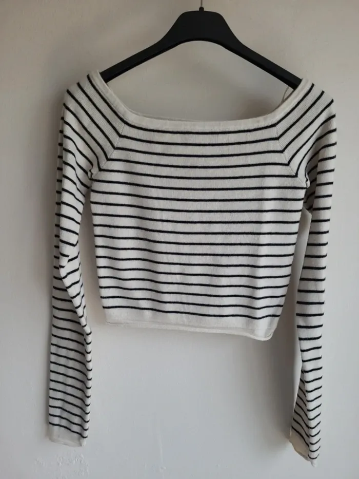 👚Pull court Bershka taille M👚