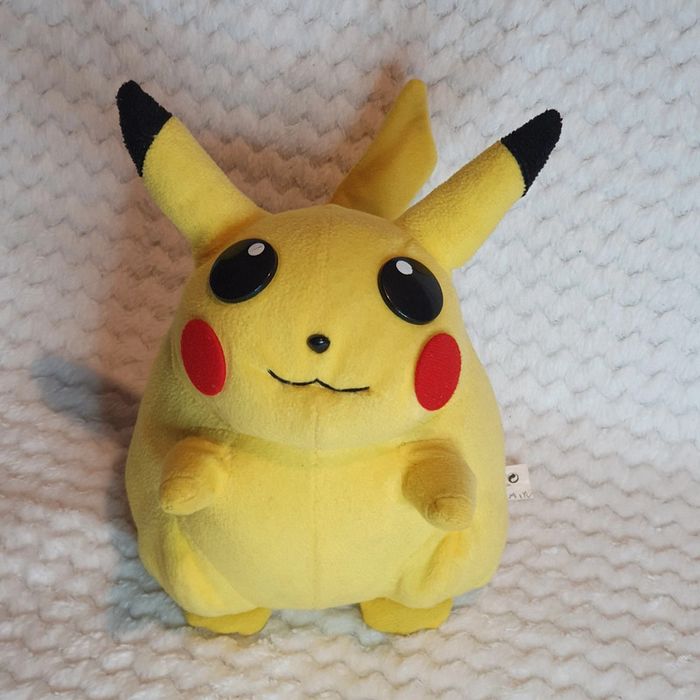 Peluche Pikachu vintage RARE Nintendo Fat Chubby