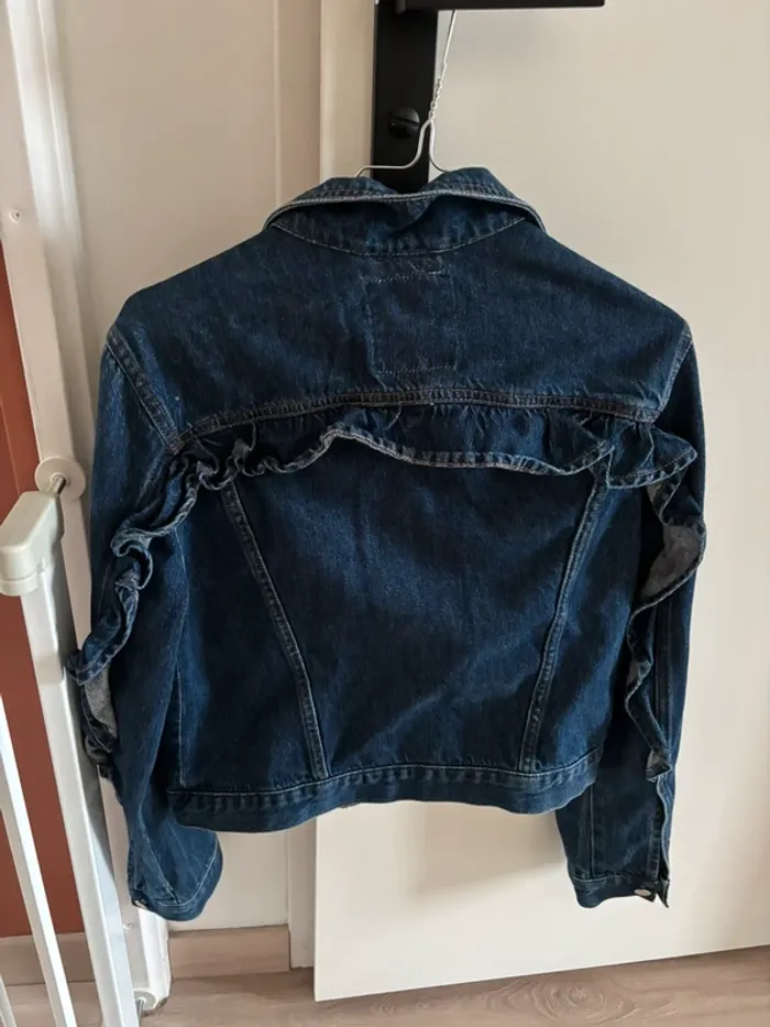 Veste en jean volants Pull&bear t.M comme neuve - photo numéro 4