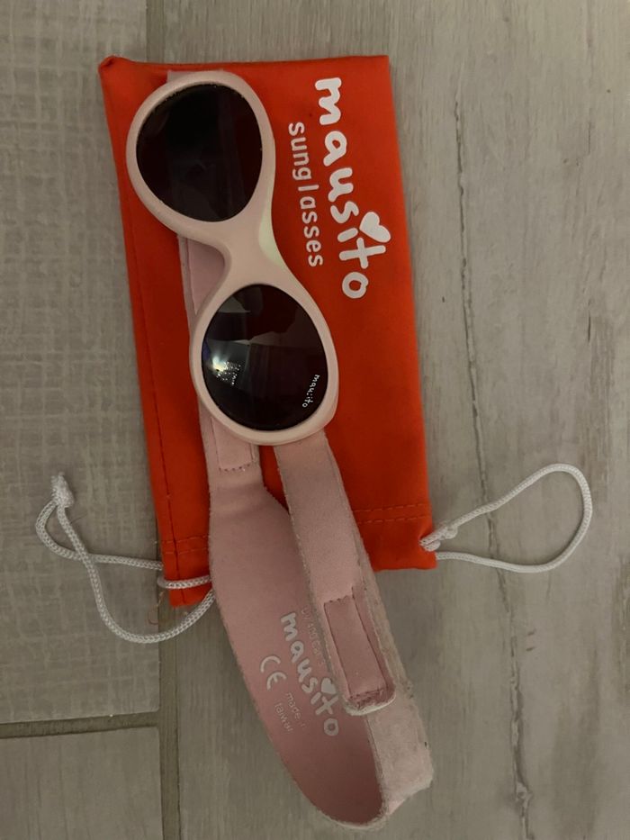 Lunettes de soleil - photo numéro 2