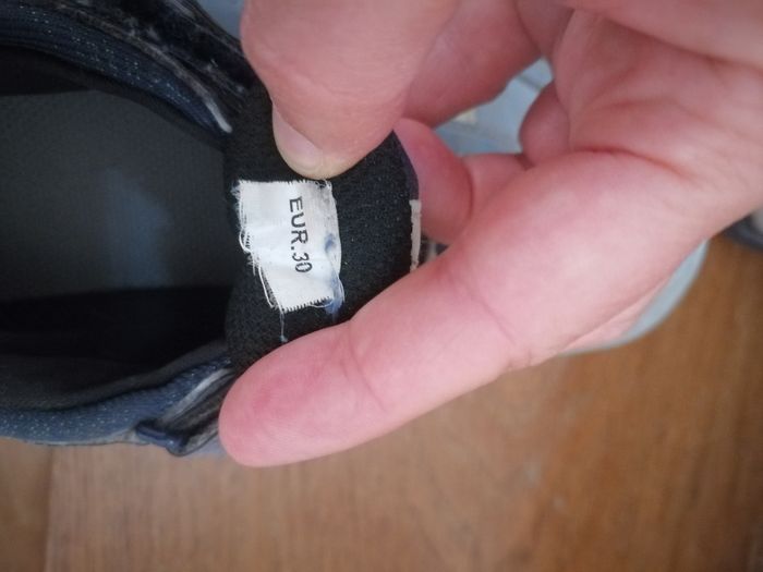 Chaussures randonnée taille 30 - photo numéro 2