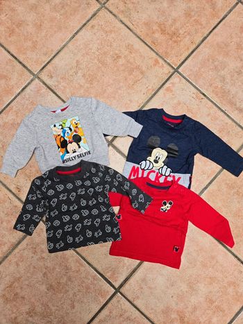 Lot de blouses/pull Mickey