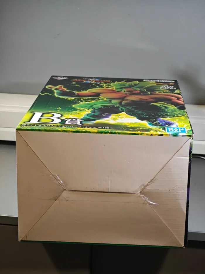 Figurine Dragon Ball Super : Broly SSJ 33cm Bandai King Clustar Ichibankuji avec boite - photo numéro 16