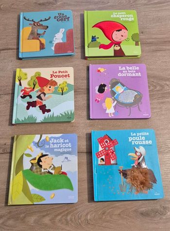 Lot Contes et Comptines à toucher 