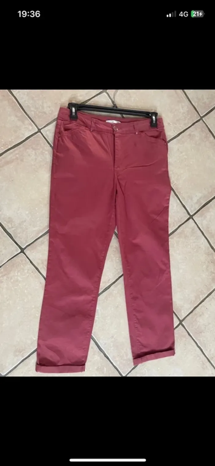 Magnifique pantalon en 40 de la boutique Armand Thiery en excellent état proche du neuf - photo numéro 9