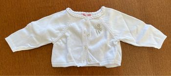 Taille 3 mois gilet fille blanc du pareil au même