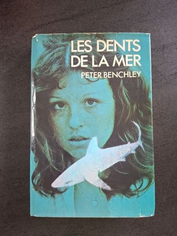Roman Les Dents de la mer de Peter Benchley en bon état